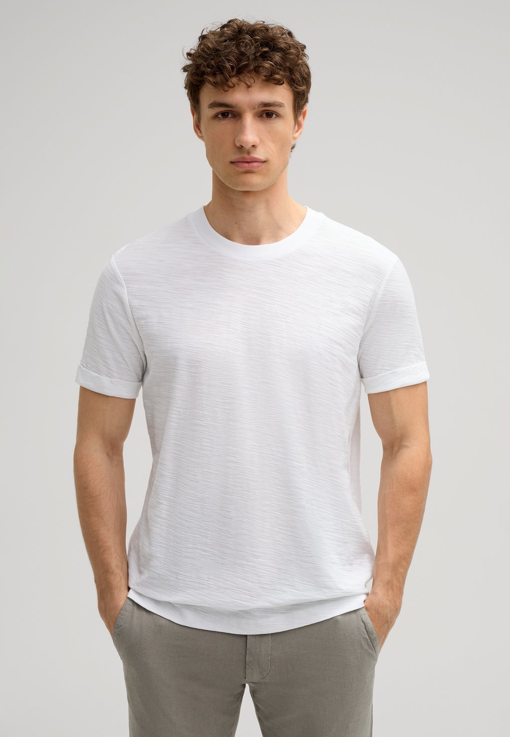 Базовая футболка JOOP! Jeans, белый
Базовая футболка JOOP! Jeans, белый