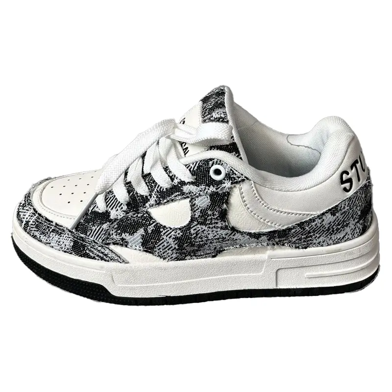 RYAW Низкие скейтерские кроссовки унисекс бело-черные, цвет White Black
RYAW Низкие скейтерские кроссовки унисекс бело-черные, цвет White Black