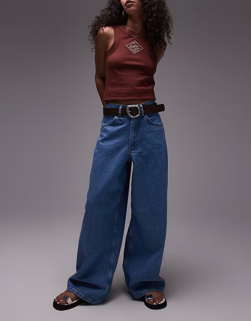 Широкие расклешенные джинсы ASOS DESIGN средне-синего цвета
Широкие расклешенные джинсы ASOS DESIGN средне-синего цвета