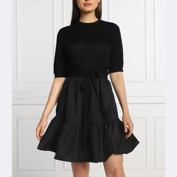 Шерстяной костюм Emporio Armani, черный
Шерстяной костюм Emporio Armani, черный