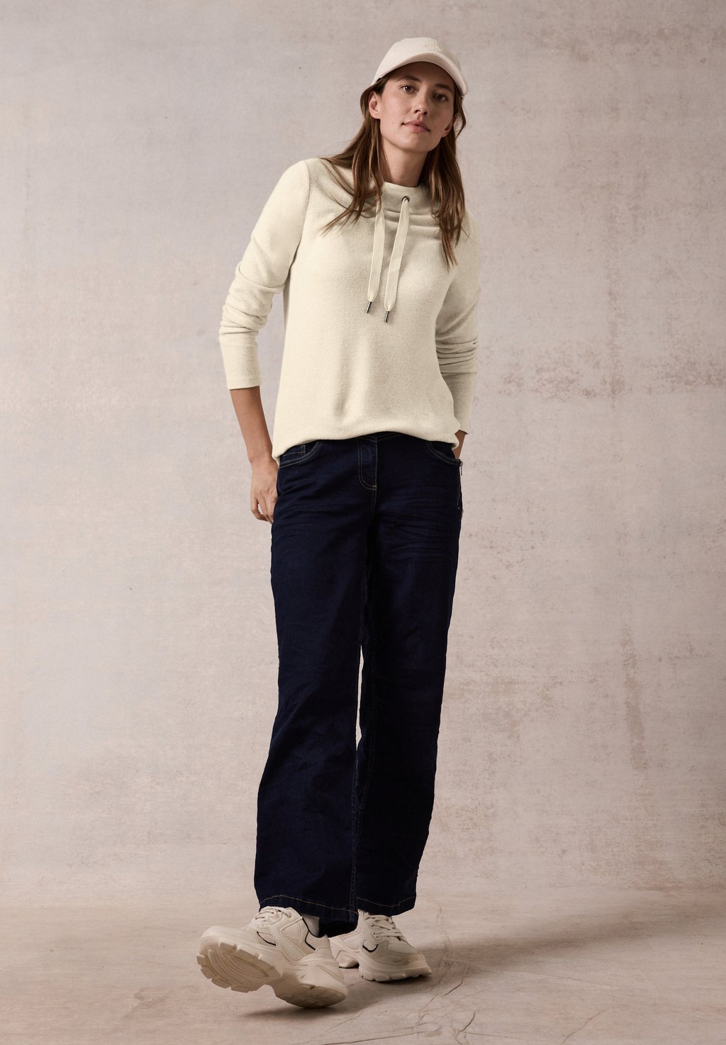 Топ с длинными рукавами Cecil, бежевый
Топ с длинными рукавами Cecil, бежевый