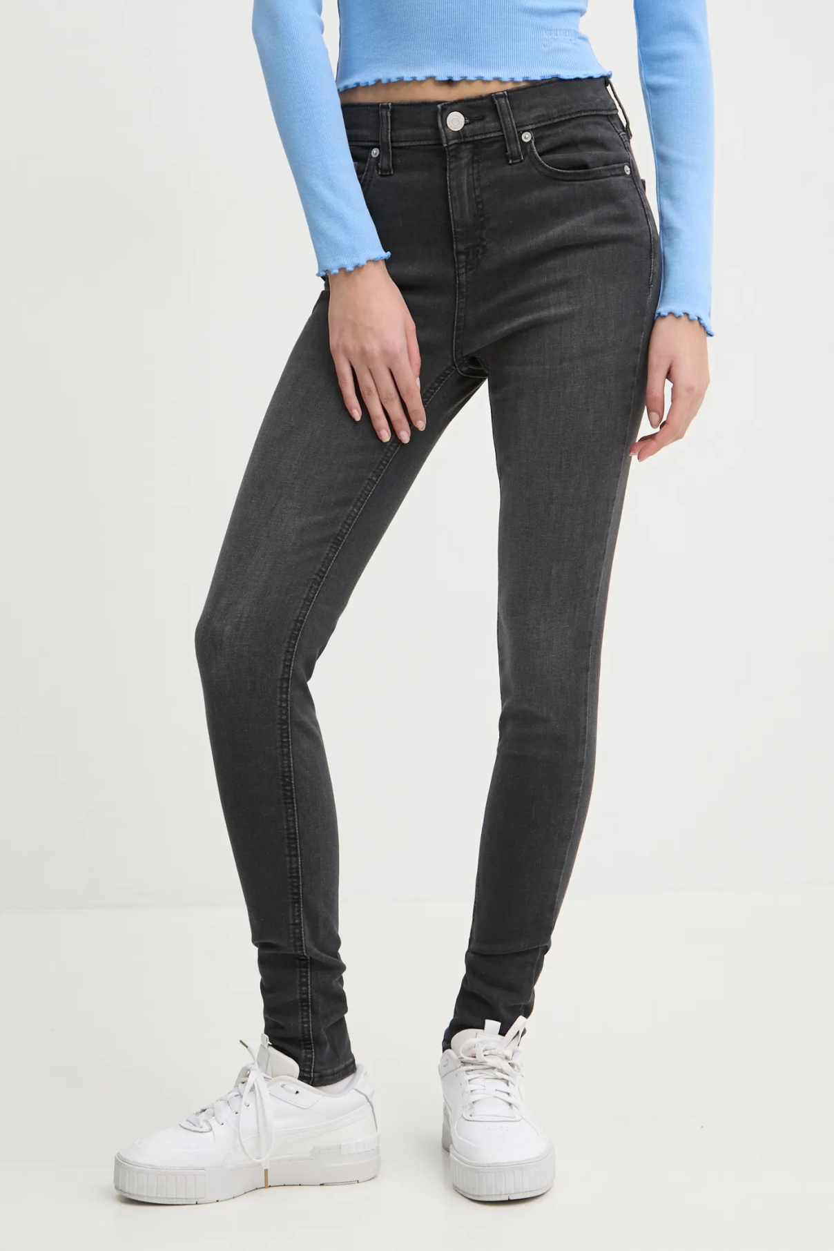 Джинсы Tommy Jeans, серый
Джинсы Tommy Jeans, серый