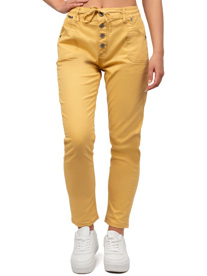 Тканевые брюки Cipo & Baxx
Тканевые брюки Cipo & Baxx