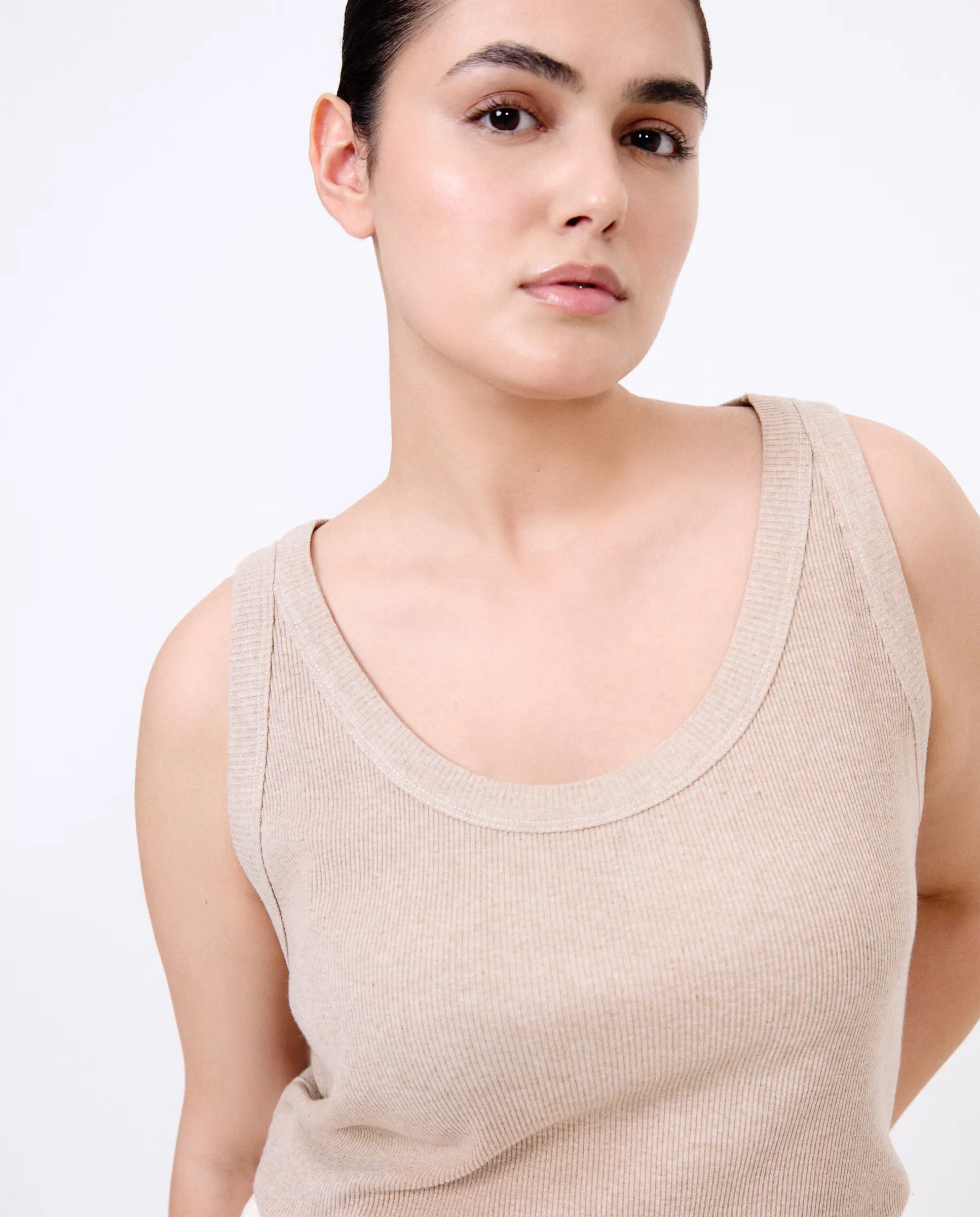 Женская хлопковая майка без рукавов Couchel, бежевый
Женская хлопковая майка без рукавов Couchel, бежевый