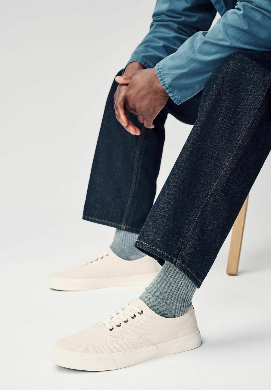 Кроссовки Next REGULAR FIT, Cream/Beige
Кроссовки Next REGULAR FIT, Cream/Beige