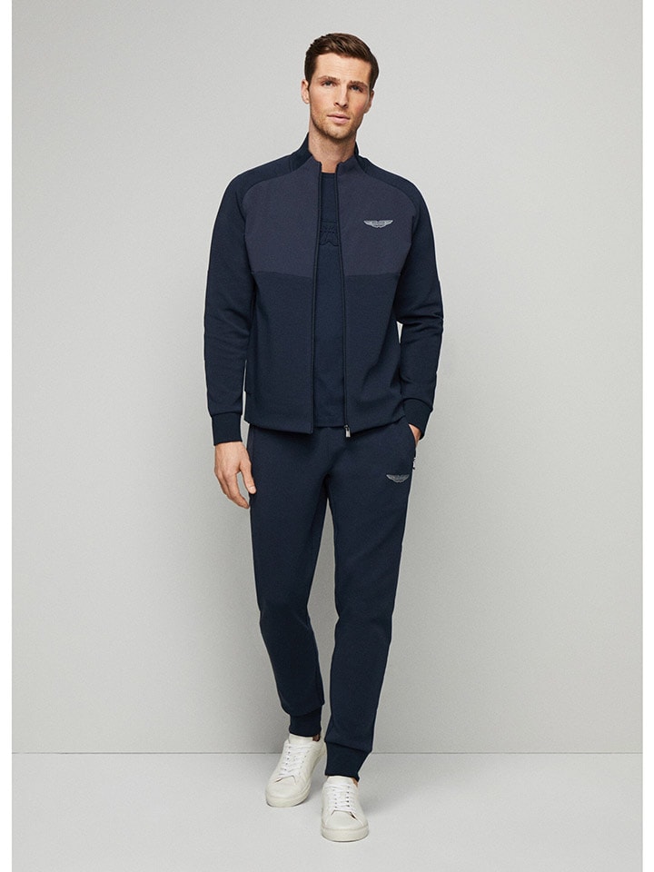 Hackett London Темно-синяя толстовка
Hackett London Темно-синяя толстовка