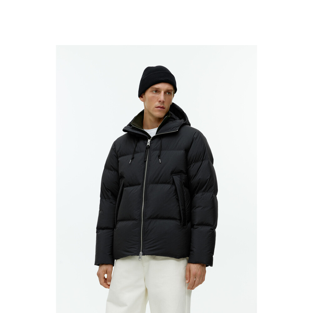 Куртка-пуховик мужская Arket на молнии, черный
Куртка-пуховик мужская Arket на молнии, черный