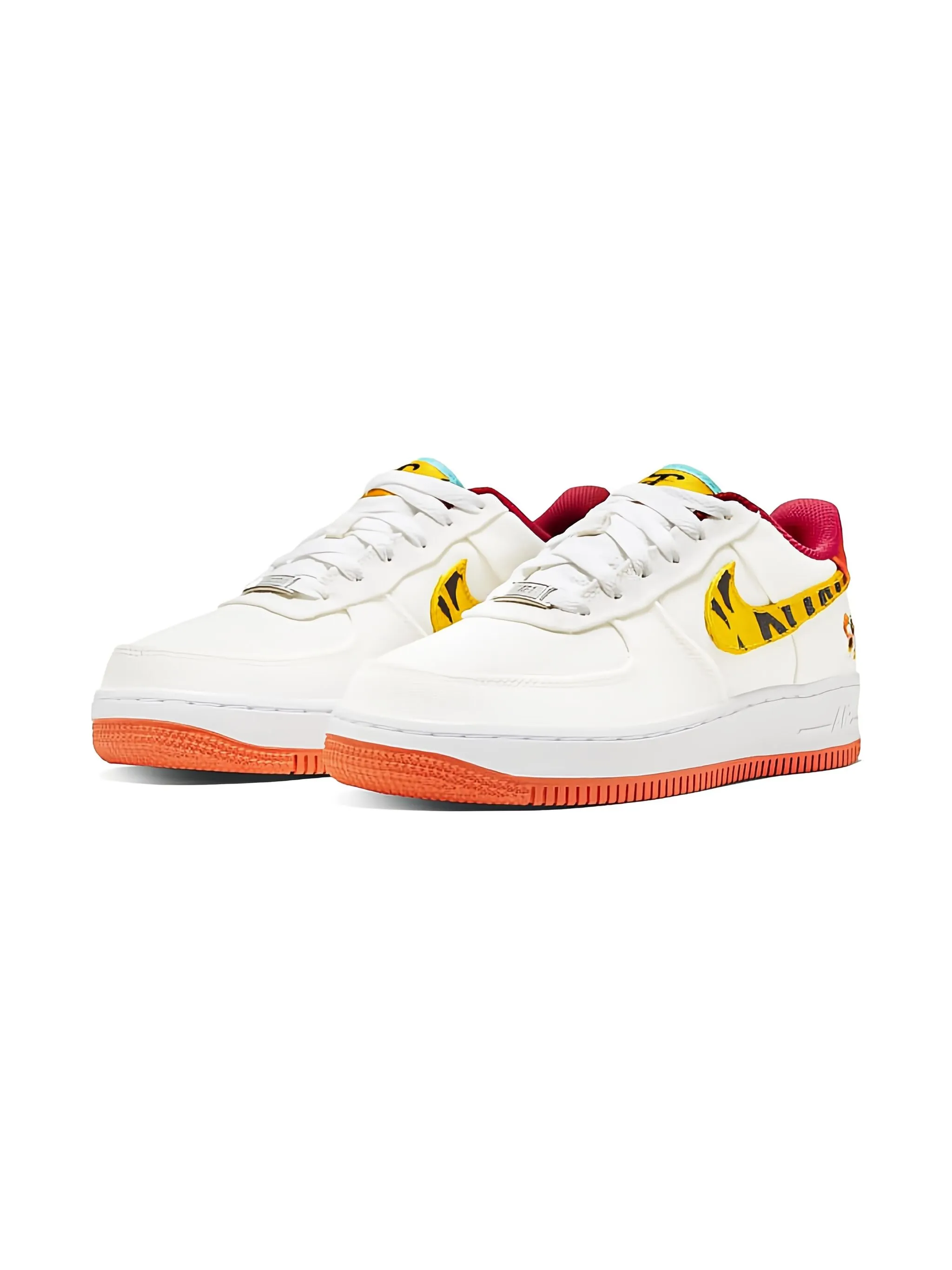 Кроссовки Air Force 1 Low 07 LX Nike Kids, белый
Кроссовки Air Force 1 Low 07 LX Nike Kids, белый