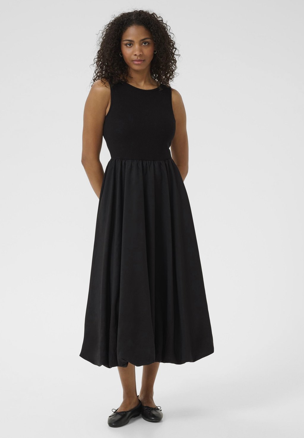 Платье-джемпер Kaffe, цвет Black Deep
Платье-джемпер Kaffe, цвет Black Deep