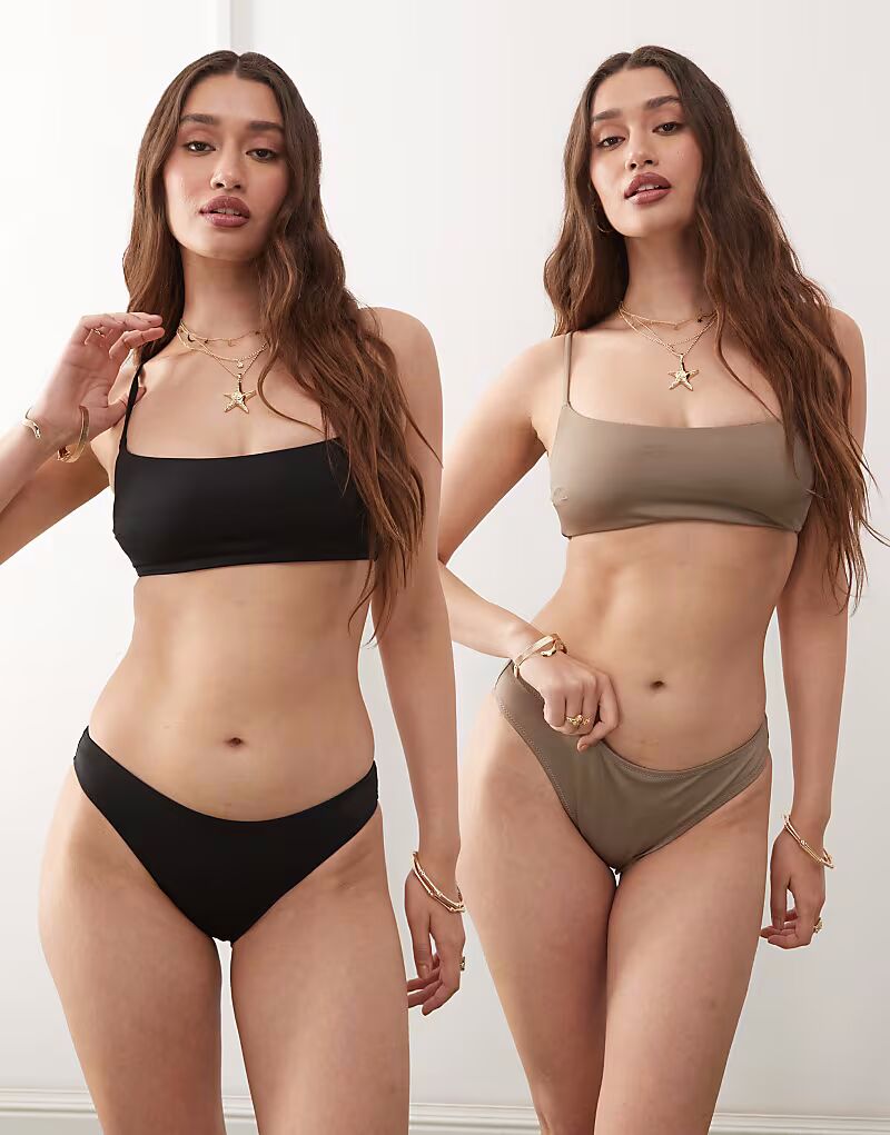 Комплект из 2-х купальников-бандо в будние дни черного и кротового цветов Weekday
Комплект из 2-х купальников-бандо в будние дни черного и кротового цветов Weekday