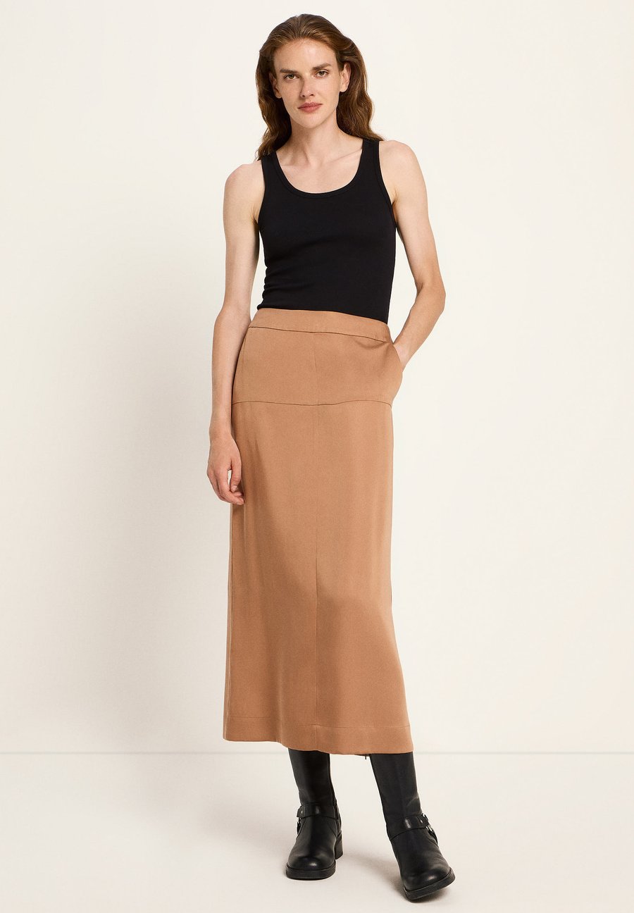 Юбка LANIUS A-line skirt, Cinnamon/Brown
Юбка LANIUS A-line skirt, Cinnamon/Brown