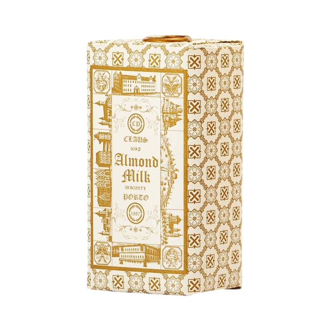Мыло для тела double almond milk wax sealed soap Claus Porto, вес 150 гр.
Мыло для тела double almond milk wax sealed soap Claus Porto, вес 150 гр.