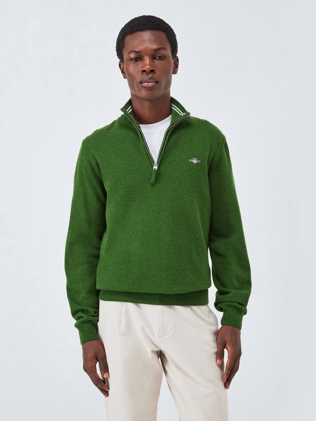 Свитер с воротником-стойкой на молнии из шерстяной смеси GANT
Свитер с воротником-стойкой на молнии из шерстяной смеси GANT