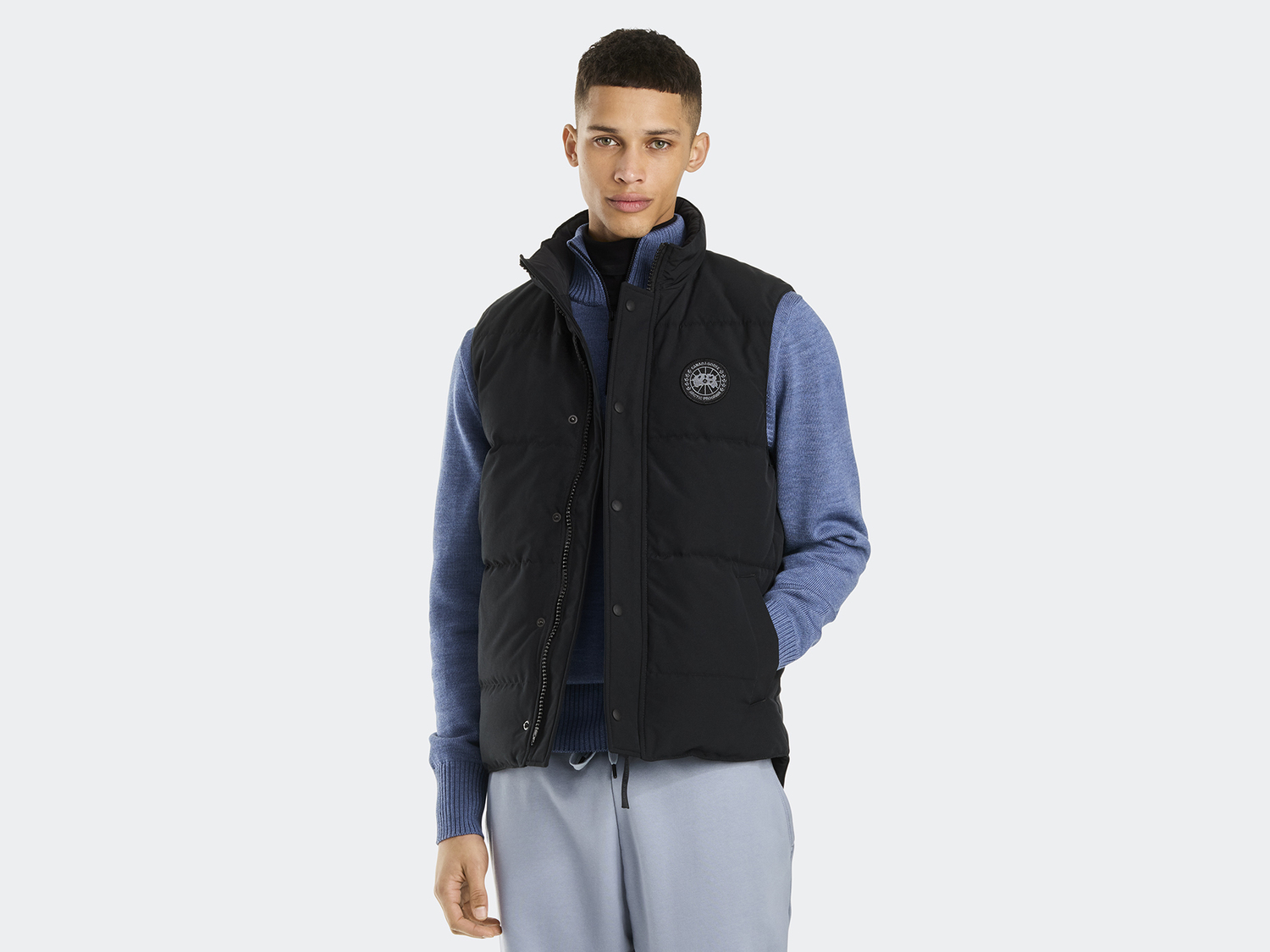 Жилет Canada Goose Garson Black Label, черный
Жилет Canada Goose Garson Black Label, черный
