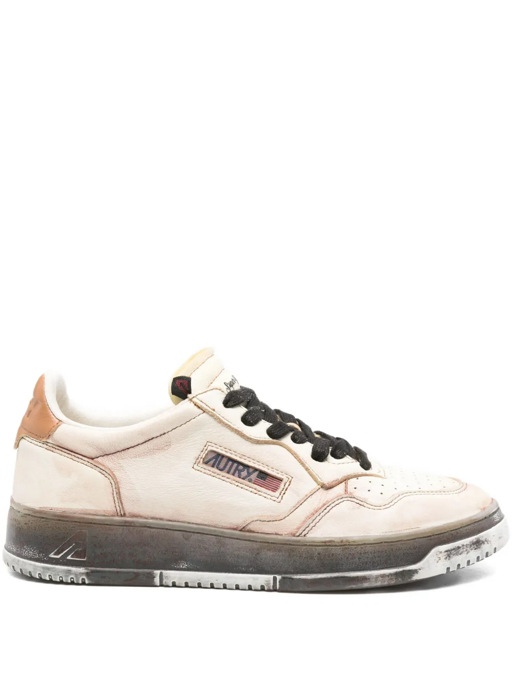 Кроссовки Medalist с эффектом потертости AUTRY, нейтральный
Кроссовки Medalist с эффектом потертости AUTRY, нейтральный