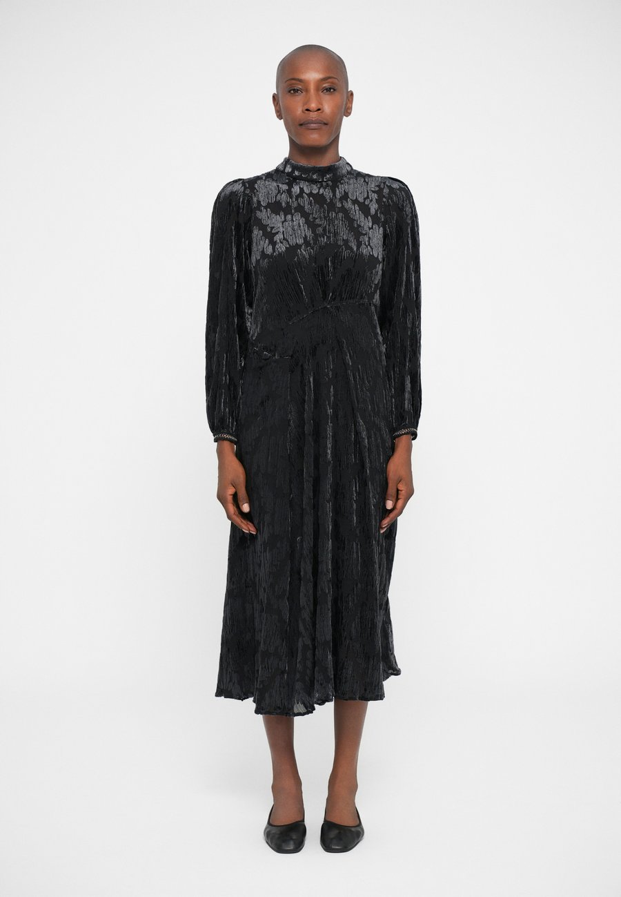 Платье Sea REGINE BURNOUT MIDI DRESS, Black
Платье Sea REGINE BURNOUT MIDI DRESS, Black