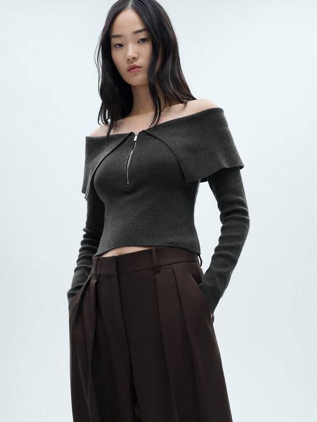 Трикотажный топ на молнии harry с открытыми плечами Mango, темно-серый
Трикотажный топ на молнии harry с открытыми плечами Mango, темно-серый