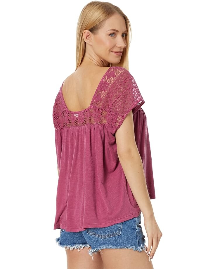 Футболка Lucky Brand Square Neck Lace Beach Tee, цвет Red Violet
Футболка Lucky Brand Square Neck Lace Beach Tee, цвет Red Violet