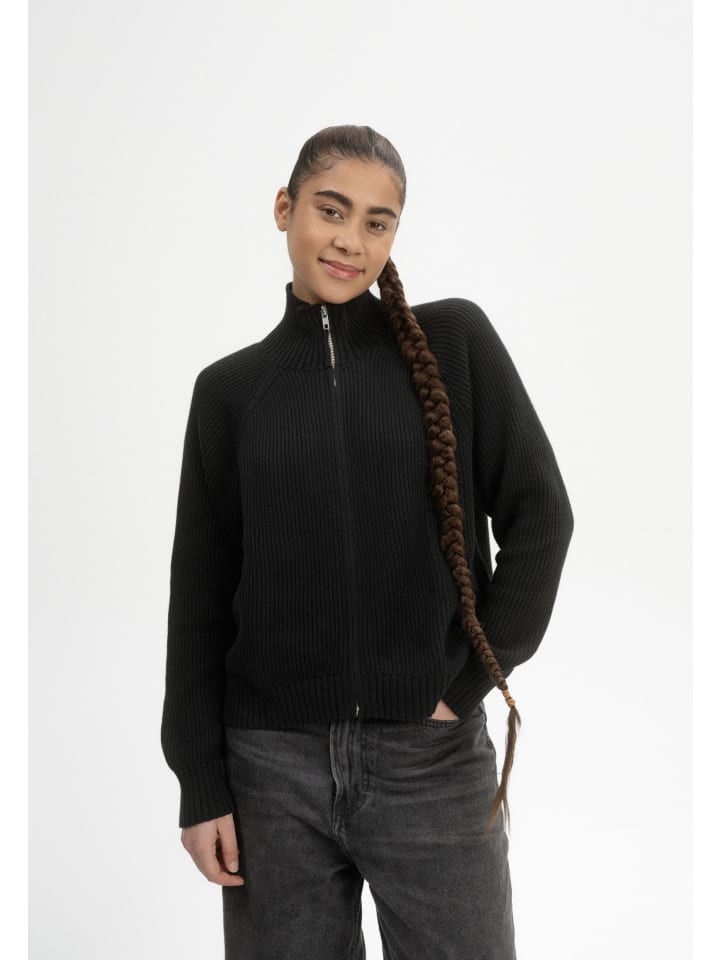 Кардиган MELA
Кардиган MELA