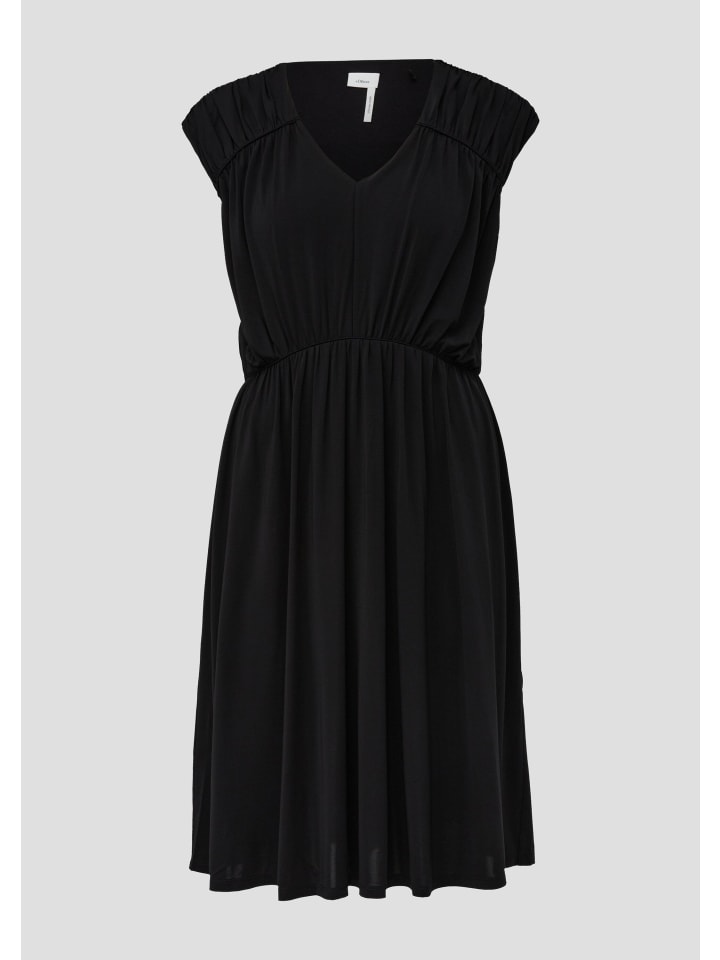 Платье в цвете 9999_черный s.Oliver
Платье в цвете 9999_черный s.Oliver