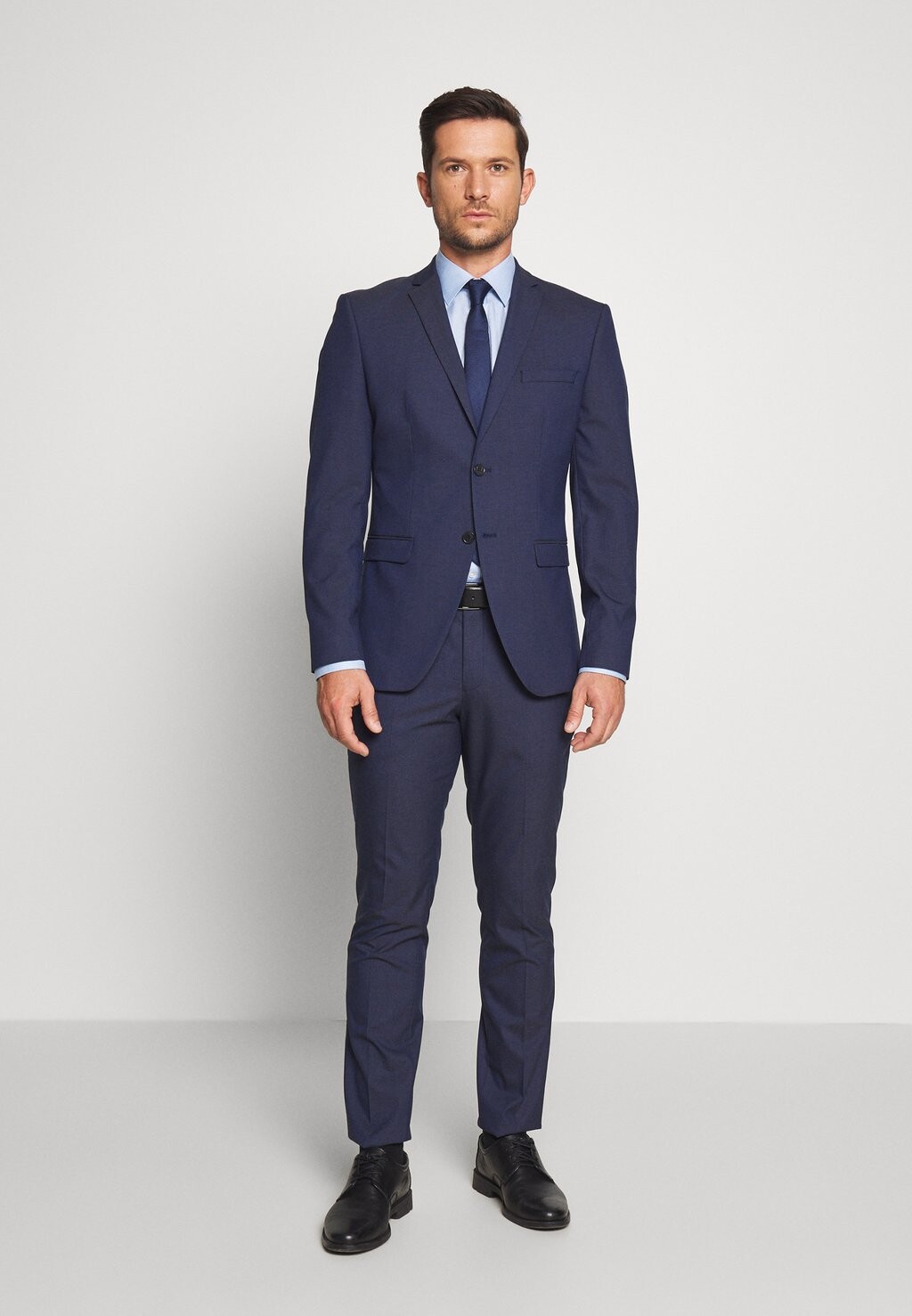 Костюм SLHSLIM MYLOLOGAN SUIT SET Selected Homme, цвет blue
Костюм SLHSLIM MYLOLOGAN SUIT SET Selected Homme, цвет blue