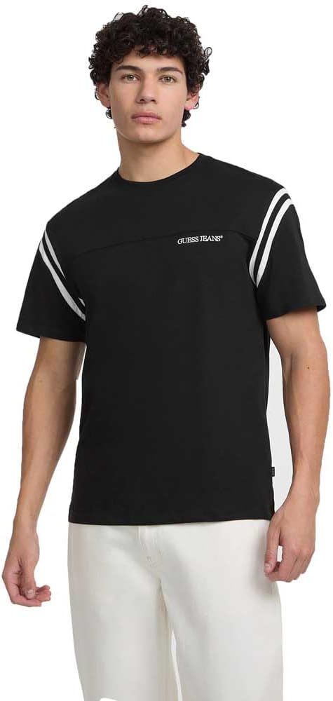Мужская повседневная футболка Guess GJ SS CN REG 3D 81
Мужская повседневная футболка Guess GJ SS CN REG 3D 81