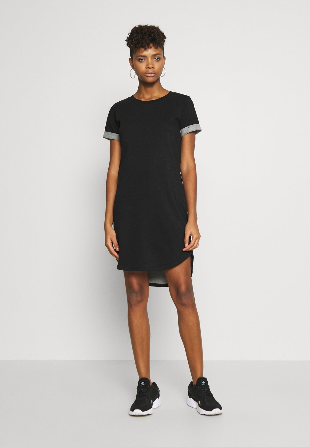 Летнее платье JDY, черный
Летнее платье JDY, черный