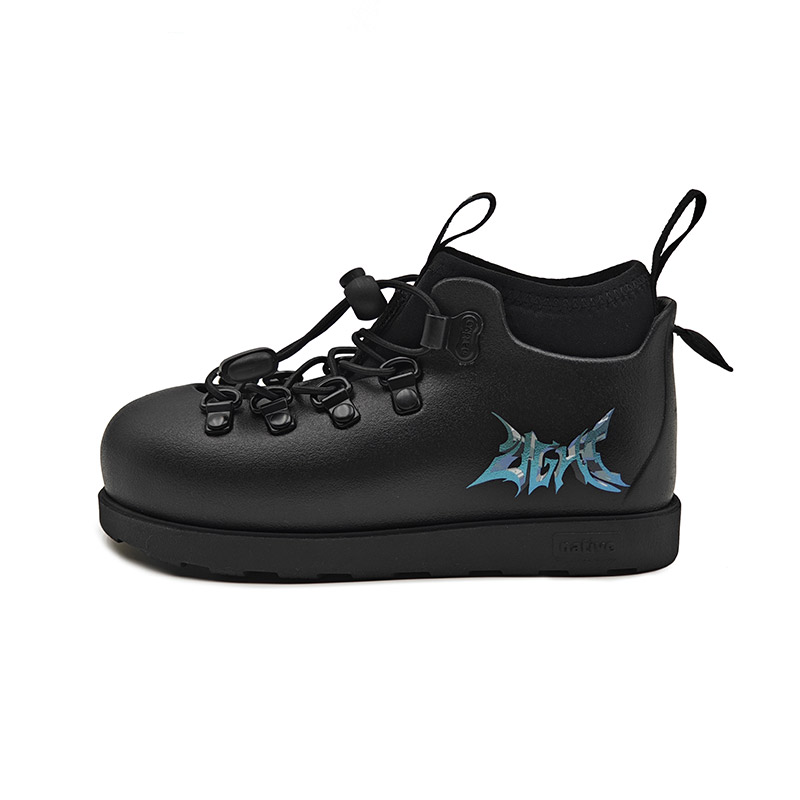 Детские ботинки Fitzsimmons с противоскользящей подошвой и износостойким верхом средней высоты Native Shoes, черный
Детские ботинки Fitzsimmons с противоскользящей подошвой и износостойким верхом средней высоты Native Shoes, черный