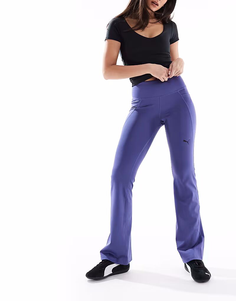 Брюки-клеш Puma Tad Essentials с синими кристаллами
Брюки-клеш Puma Tad Essentials с синими кристаллами