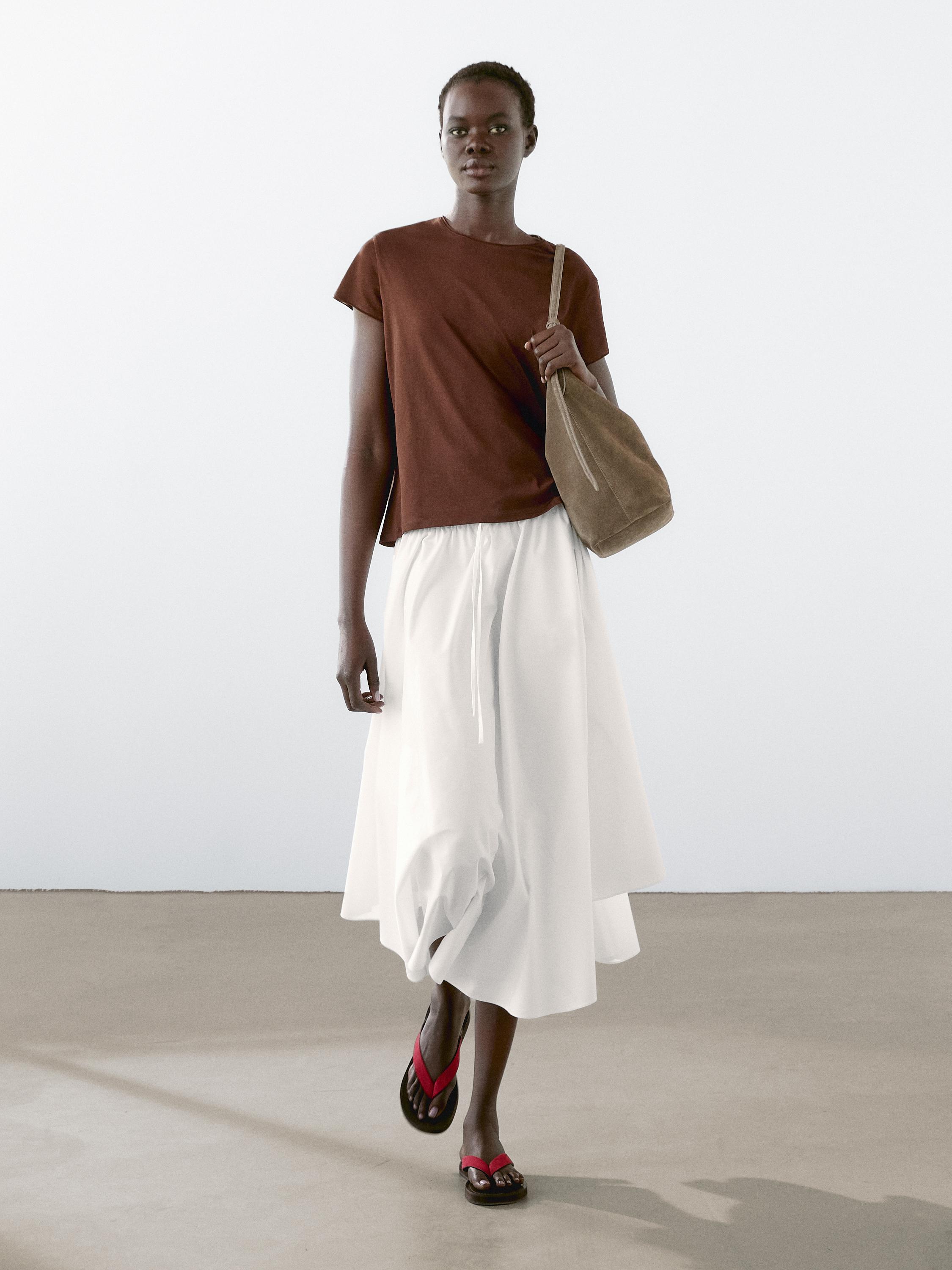 Футболка с короткими рукавами Massimo Dutti, карамель
Футболка с короткими рукавами Massimo Dutti, карамель