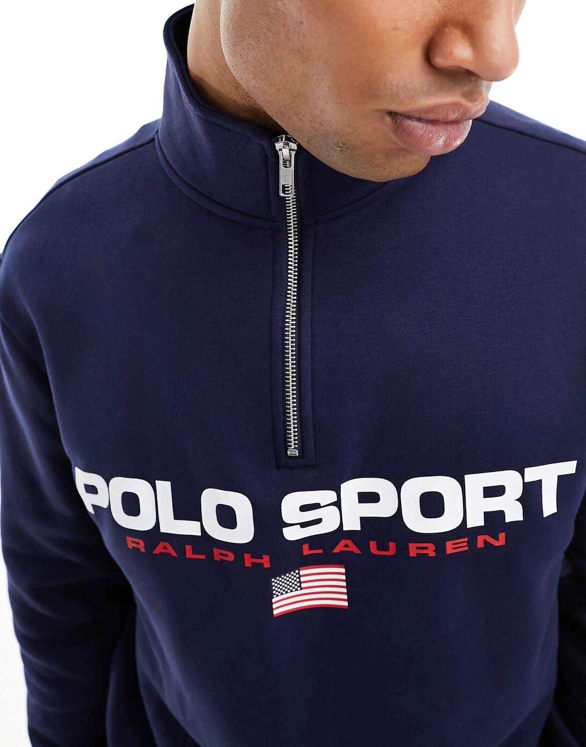 Темно-синяя толстовка Polo Ralph Lauren Sport в стиле ретро с логотипом и флагом на молнии
Темно-синяя толстовка Polo Ralph Lauren Sport в стиле ретро с логотипом и флагом на молнии