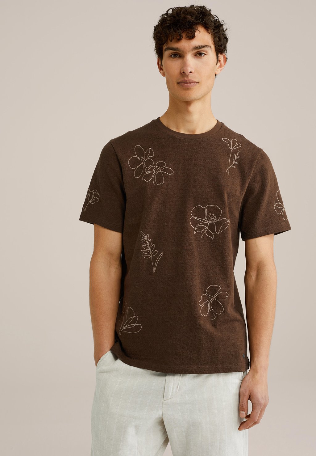 Футболка с принтом WE Fashion, темно-коричневый
Футболка с принтом WE Fashion, темно-коричневый