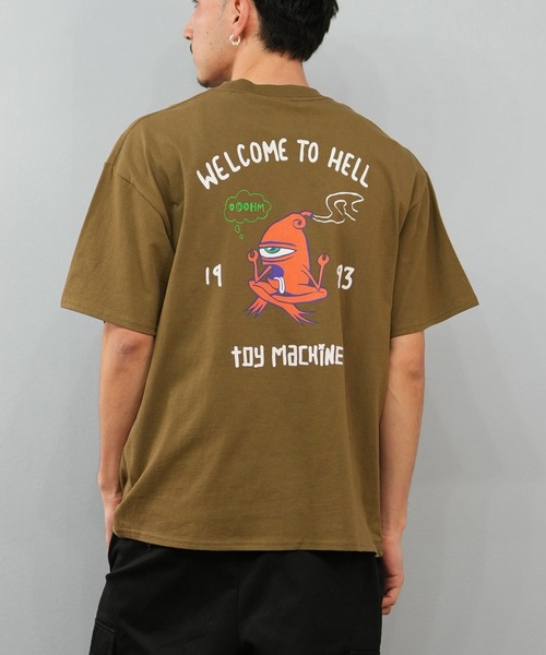 Футболка с коротким рукавом, свободный крой, принт на спине TOY MACHINE, оливковый
Футболка с коротким рукавом, свободный крой, принт на спине TOY MACHINE, оливковый