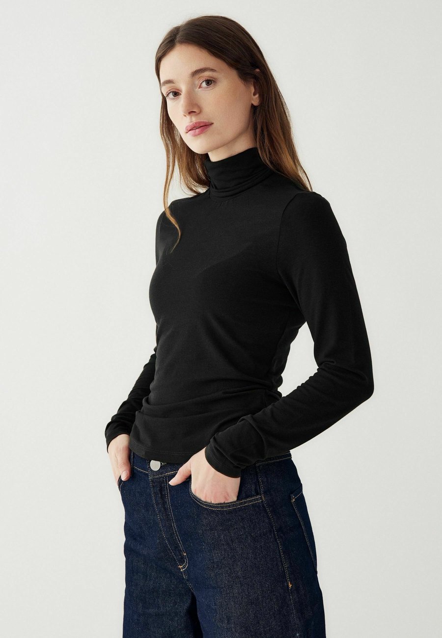 Топ Noella LIBINETTE, Black
Топ Noella LIBINETTE, Black