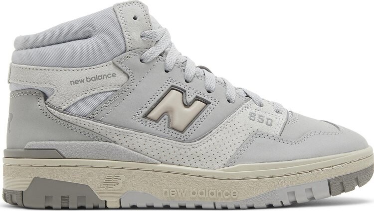 Кроссовки 650R 'Light Aluminum Rain Cloud', белый
Кроссовки 650R 'Light Aluminum Rain Cloud', белый