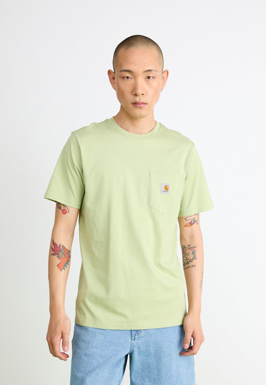 Футболка Carhartt WIP POCKET, Pale Olive/Olive, Хаки, Футболка Carhartt WIP POCKET, Pale Olive/Olive
Футболка Carhartt WIP POCKET, Pale Olive/Olive, Хаки, Футболка Carhartt WIP POCKET, Pale Olive/Olive