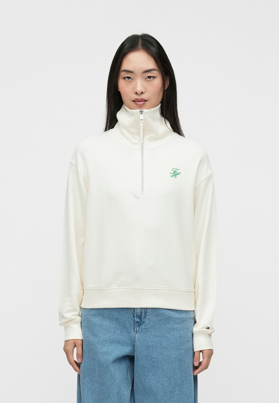 Толстовка Tommy Hilfiger SCRIPT HALF ZIP , Off-White
Толстовка Tommy Hilfiger SCRIPT HALF ZIP , Off-White