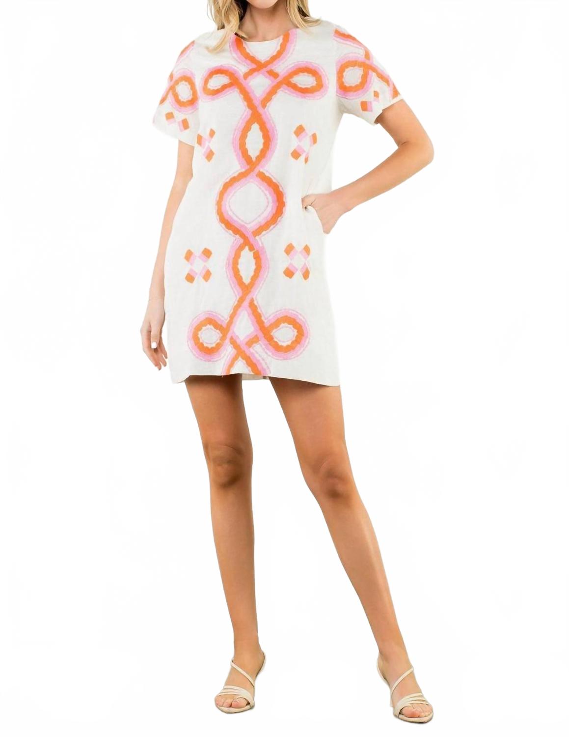 Кремовое платье с вышивкой Hazel THML
Кремовое платье с вышивкой Hazel THML