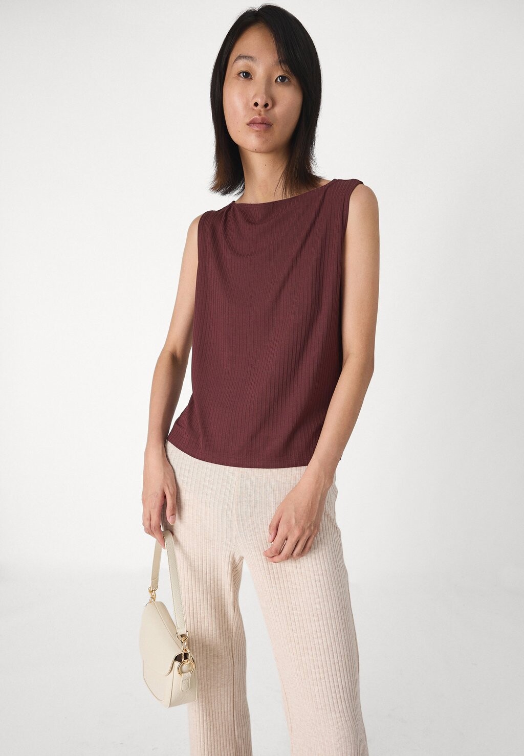 Тканевые брюки ONLEMMY PANTS ONLY, серый
Тканевые брюки ONLEMMY PANTS ONLY, серый