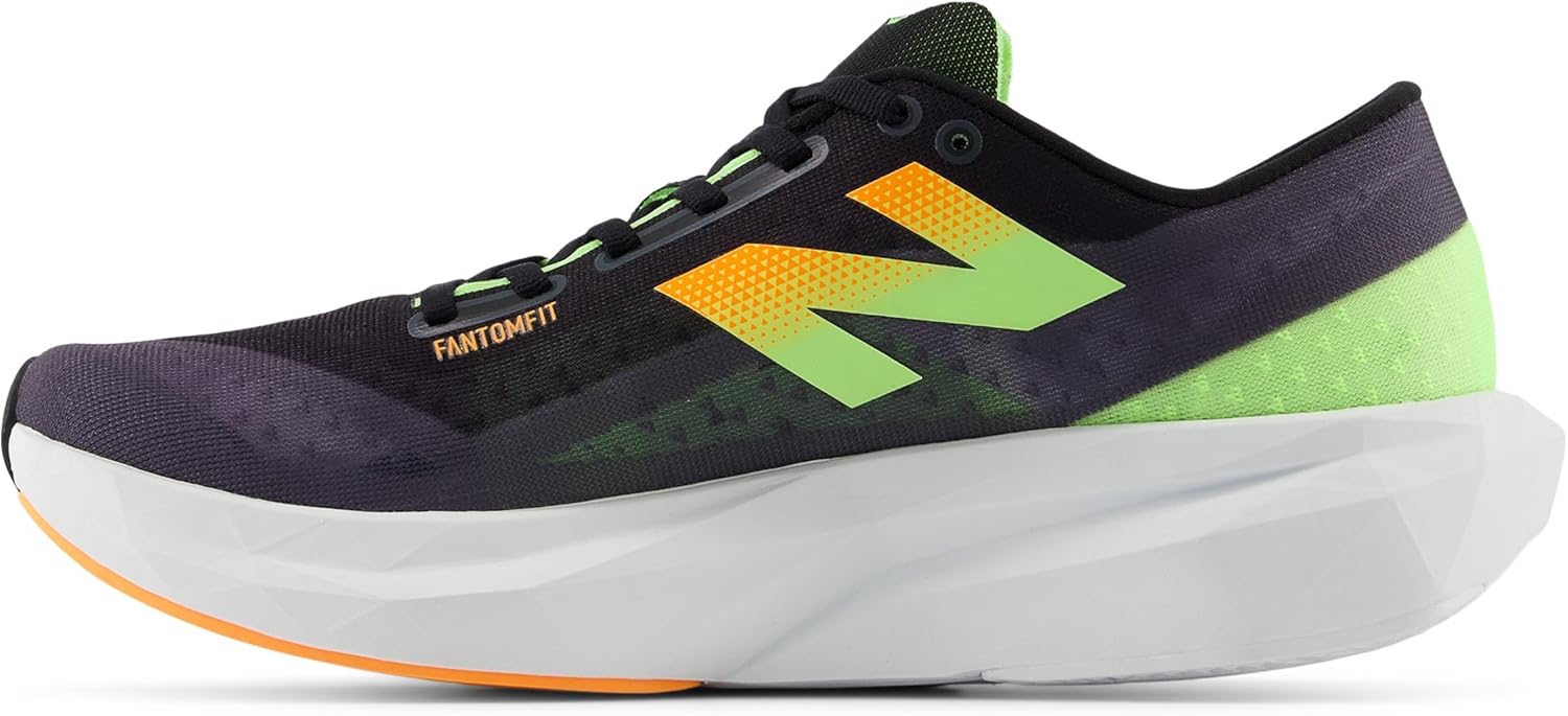 Мужские кроссовки New Balance FuelCell Rebel V4, черный
Мужские кроссовки New Balance FuelCell Rebel V4, черный