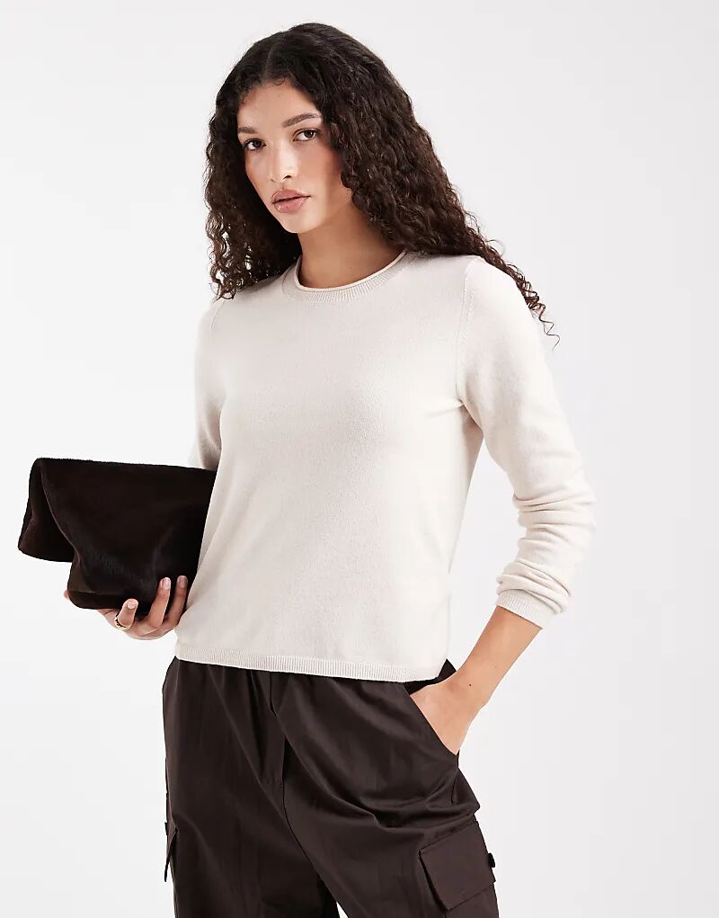 ONLY трикотажный топ с круглым вырезом кремового цвета
ONLY трикотажный топ с круглым вырезом кремового цвета