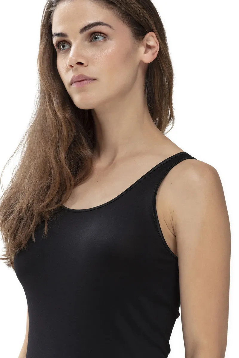 Майка Mey "EMOTION", широкие бретели, окантованные блестящим атласом, черный
Майка Mey "EMOTION", широкие бретели, окантованные блестящим атласом, черный