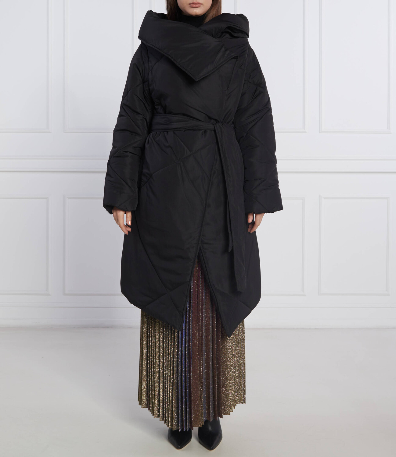 Куртка Silvian Heach regular fit, черный
Куртка Silvian Heach regular fit, черный