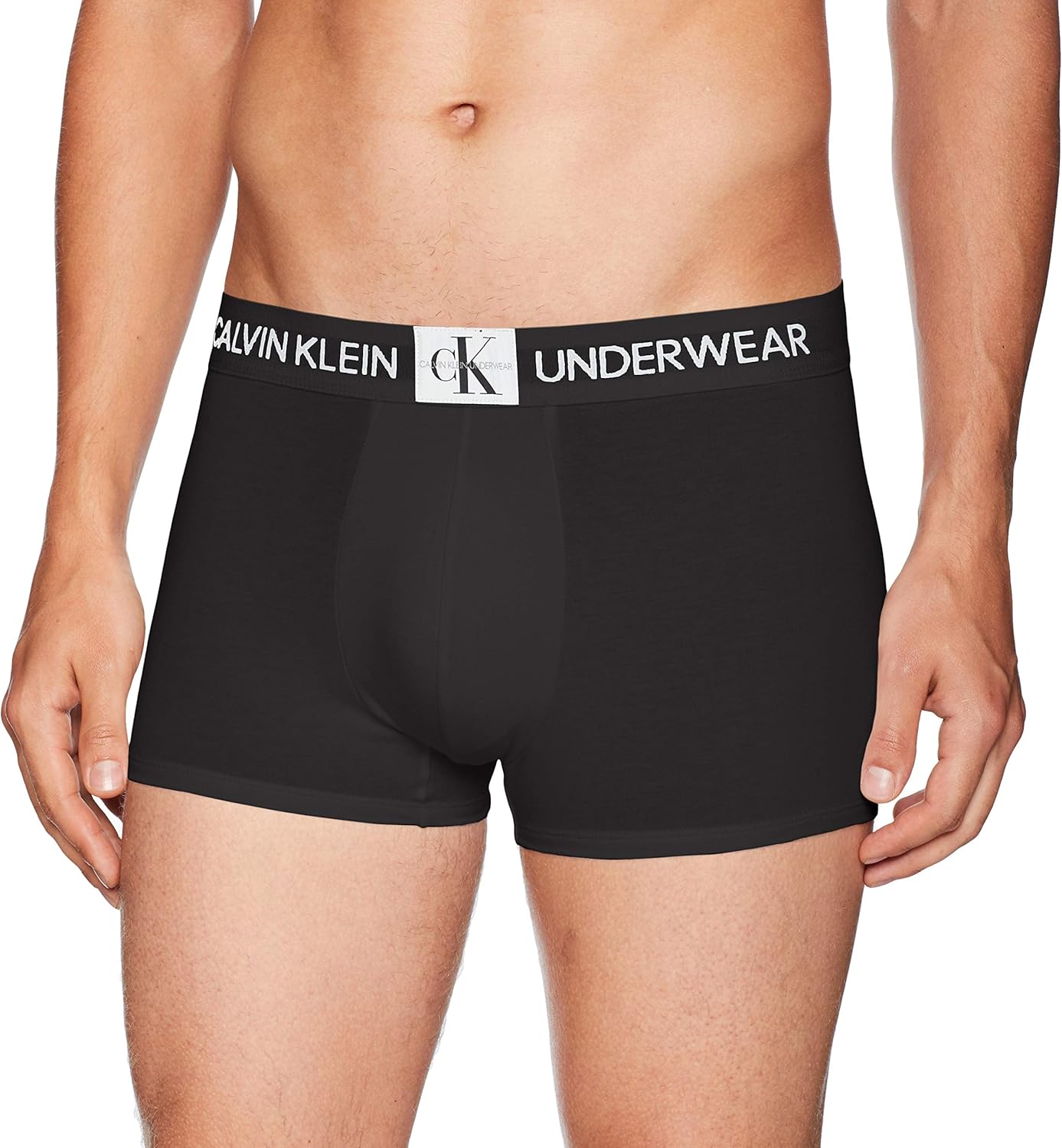 Мужское нижнее белье Calvin Klein, хлопковые трусы-боксеры с монограммой, Black/White Patch
Мужское нижнее белье Calvin Klein, хлопковые трусы-боксеры с монограммой, Black/White Patch