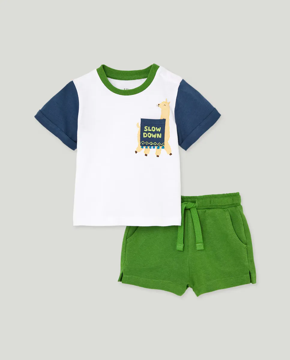 Комплект из 2 предметов, состоящий из шорт и детской футболки с короткими рукавами Baby El Corte Inglés, темно-зеленый
Комплект из 2 предметов, состоящий из шорт и детской футболки с короткими рукавами Baby El Corte Inglés, темно-зеленый