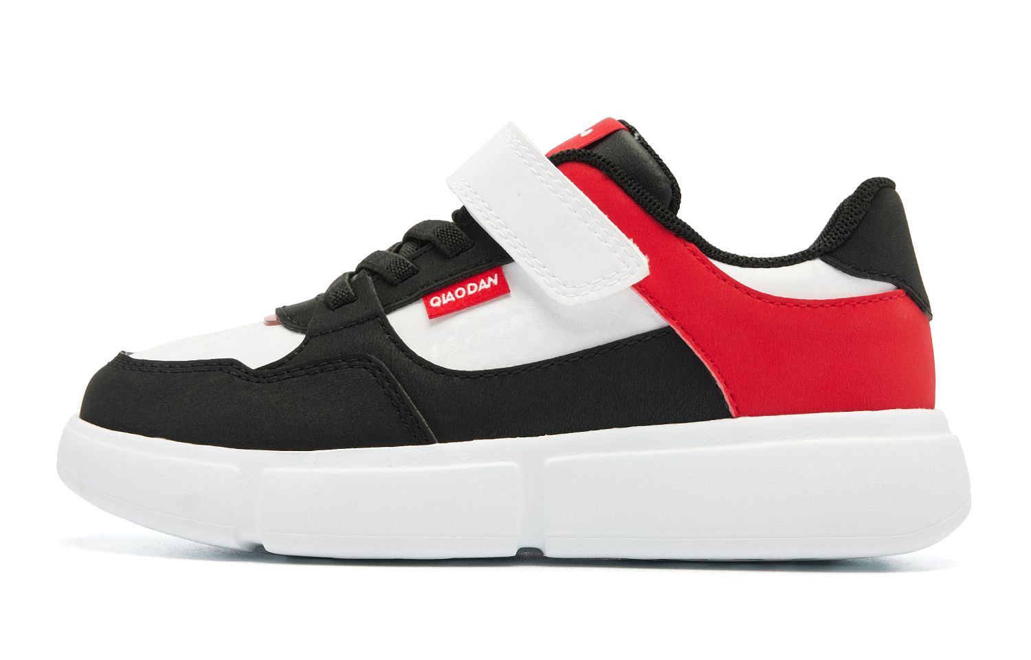 QIAODAN Низкие детские кроссовки для скейтбординга, черные, красные
QIAODAN Низкие детские кроссовки для скейтбординга, черные, красные