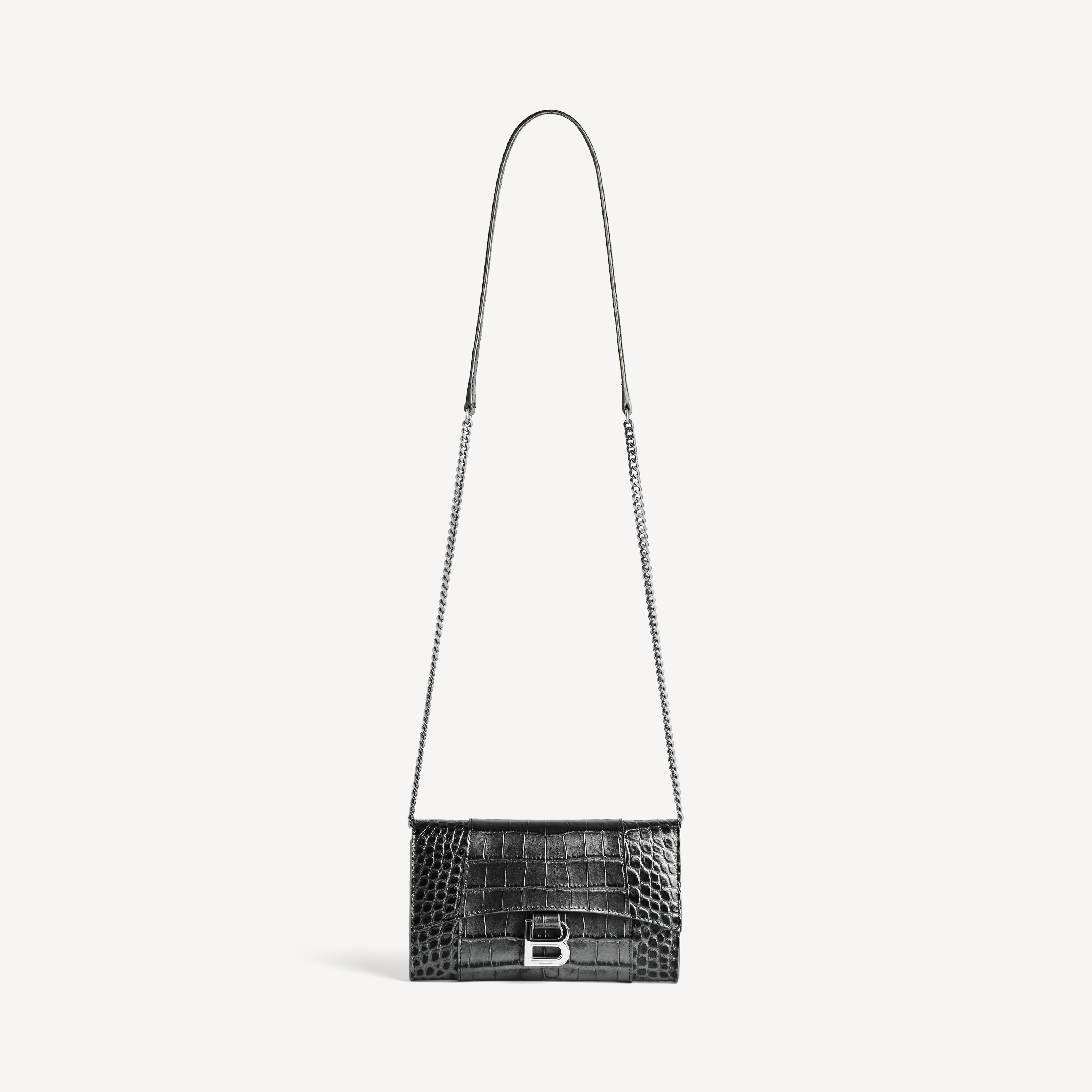 Женский кошелек на цепочке hourglass в цвете "оружейный металл" BALENCIAGA, пистолетный металл
Женский кошелек на цепочке hourglass в цвете "оружейный металл" BALENCIAGA, пистолетный металл