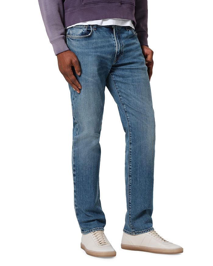 Джинсы Elijah Relaxed Straight в цвете Santa Fe Citizens of Humanity, синий
Джинсы Elijah Relaxed Straight в цвете Santa Fe Citizens of Humanity, синий