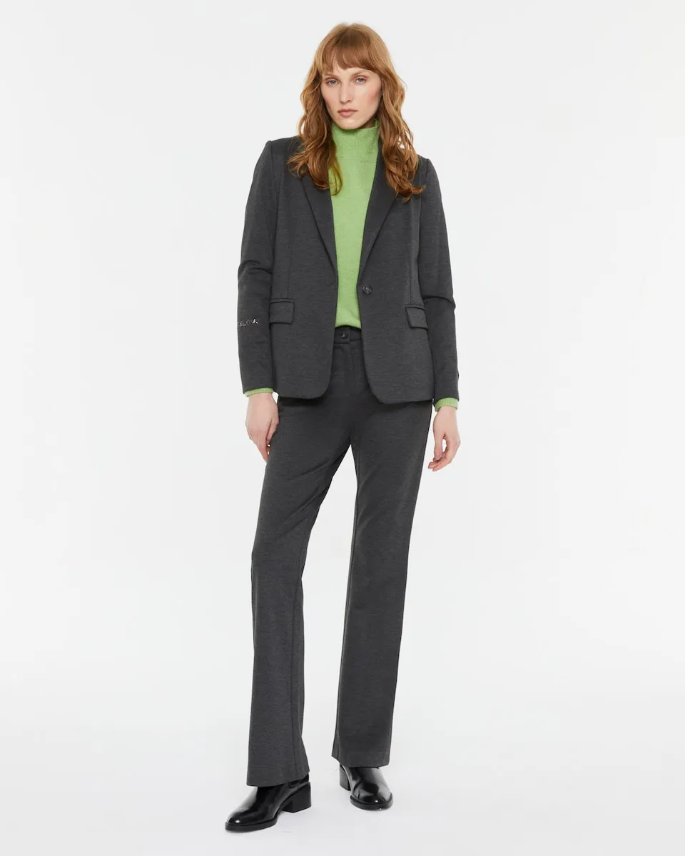 Женские расклешенные брюки из однотонного трикотажа с высокой посадкой Andam, серый
Женские расклешенные брюки из однотонного трикотажа с высокой посадкой Andam, серый