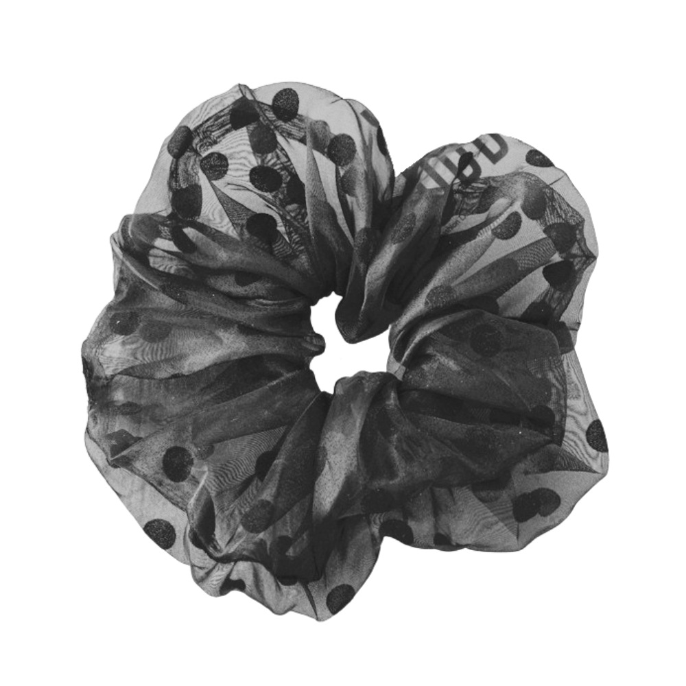 Резинка для волос suni xl scrunchie Soho, количество 1 шт.
Резинка для волос suni xl scrunchie Soho, количество 1 шт.